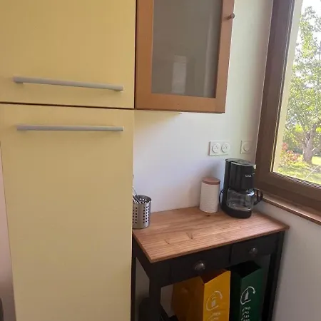 Holiday home Chez Andre Maison Pour 6 Personnes Avec Jardin Port-Jerome-sur-Seine